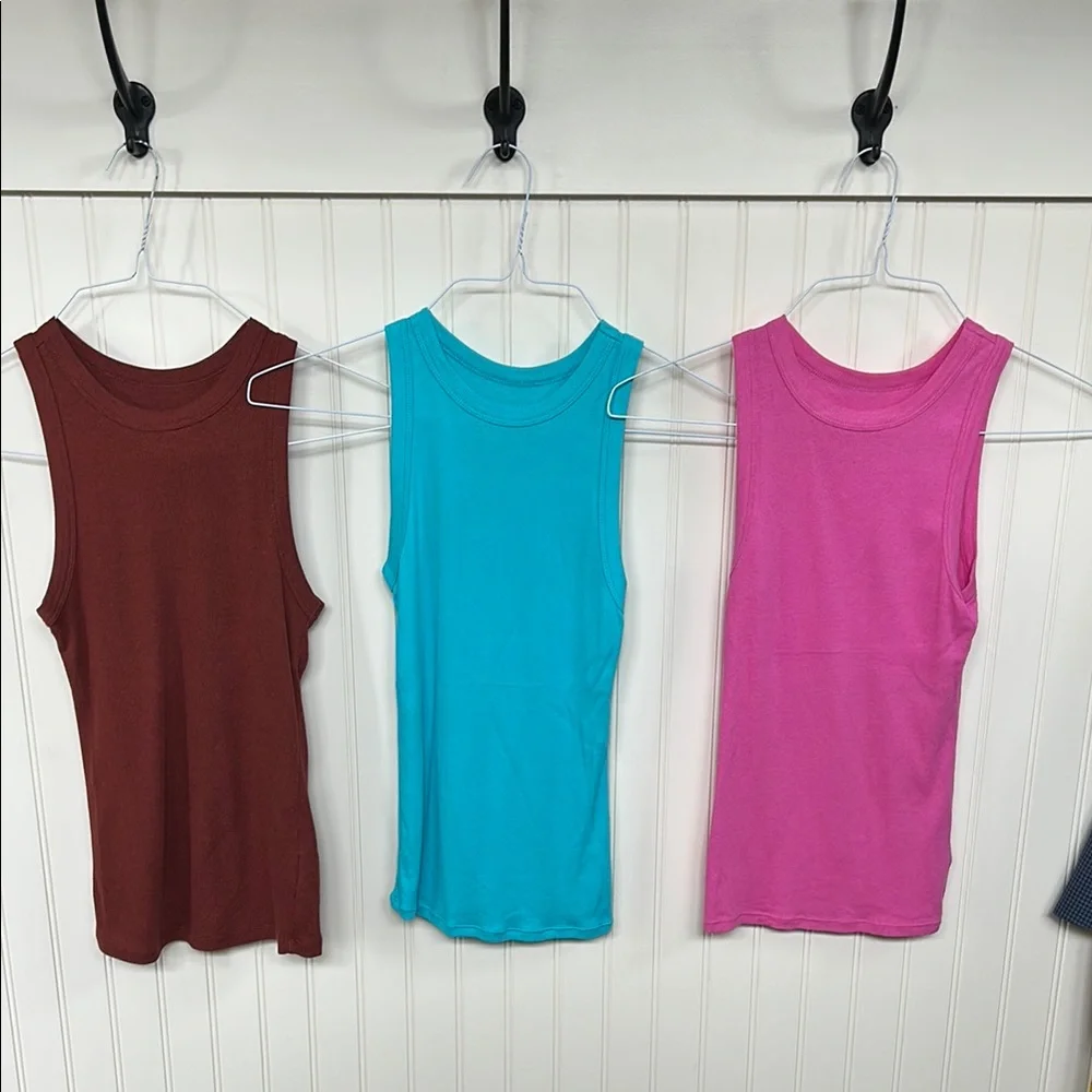 Bundle 5 tank tops small and x-small Sleeveless Casual SO and A New Day - Picture 6 of 13